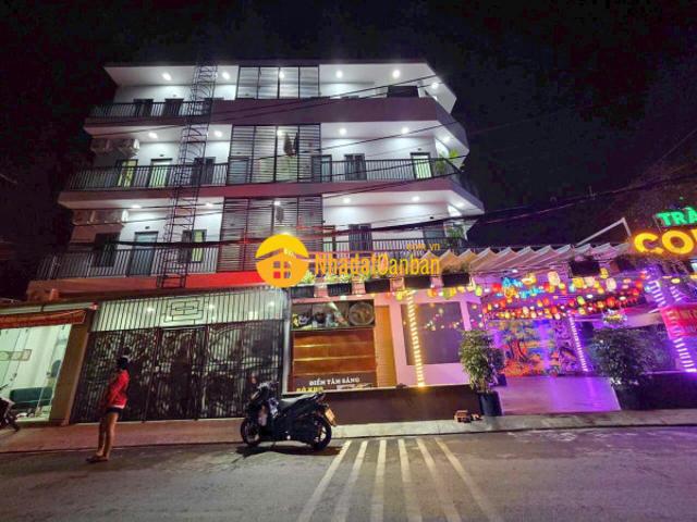 Nhà mặt phố bán