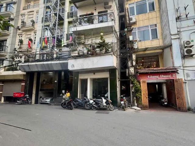Nhà mặt phố bán tại Hoàn Kiếm, Hà Nội