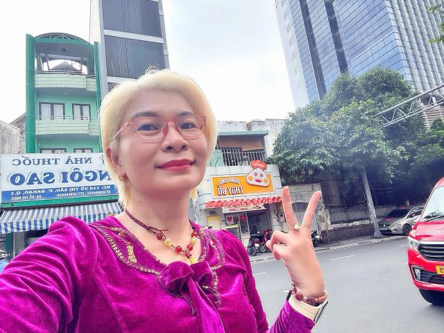 Nhà mặt phố bán