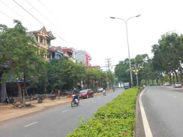 Nhà mặt phố bán