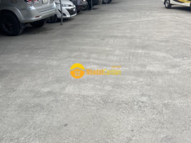 Mặt bằng bán