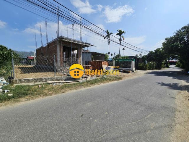 Mặt bằng bán
