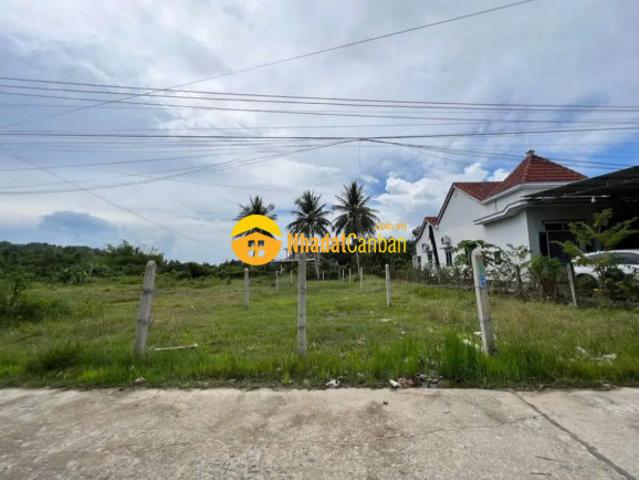 Mặt bằng bán