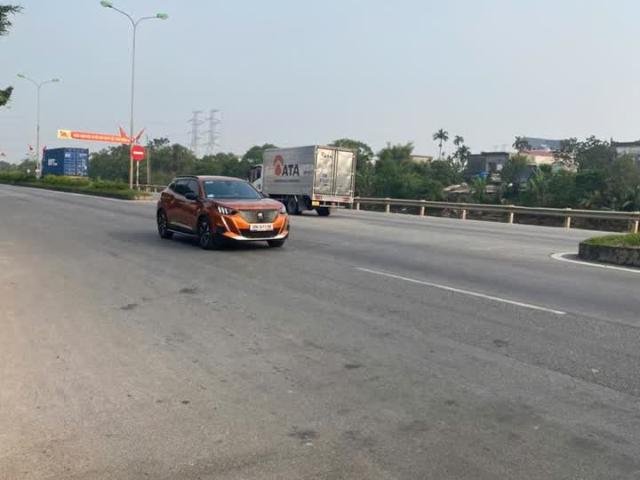 Nhà mặt phố bán