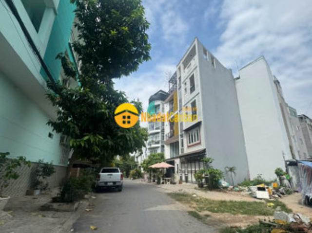 Mặt bằng bán