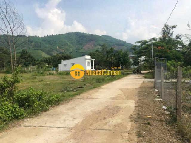 Mặt bằng bán