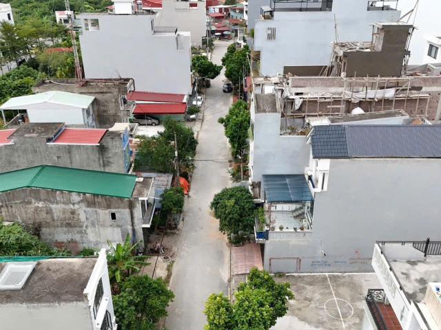 Nhà mặt phố bán