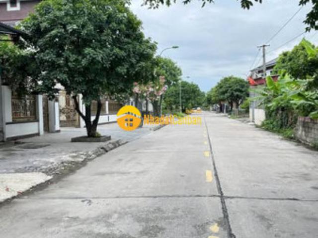 Mặt bằng bán