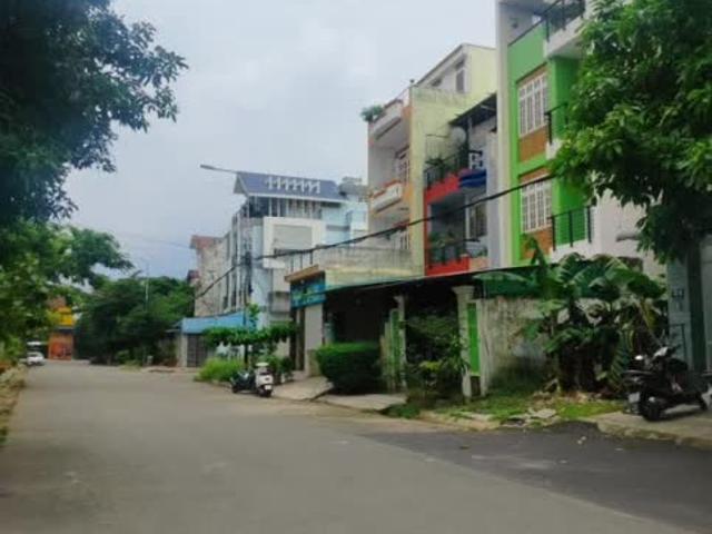 Nhà bán tại Khuôn viên UBND Thành phố Hồ Chí Minh, Thành phố Hồ Chí Minh