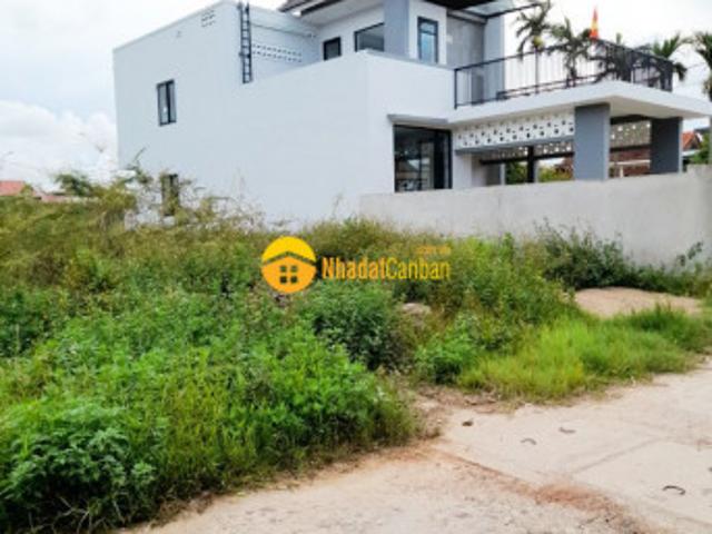 Mặt bằng bán