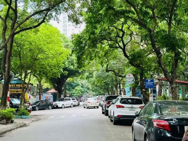 Nhà bán tại Hoàn Kiếm, Hà Nội
