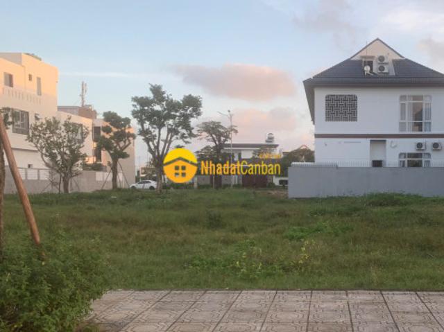 Mặt bằng bán