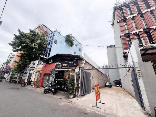 Nhà mặt phố bán