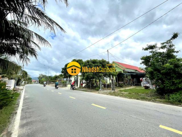 Mặt bằng bán