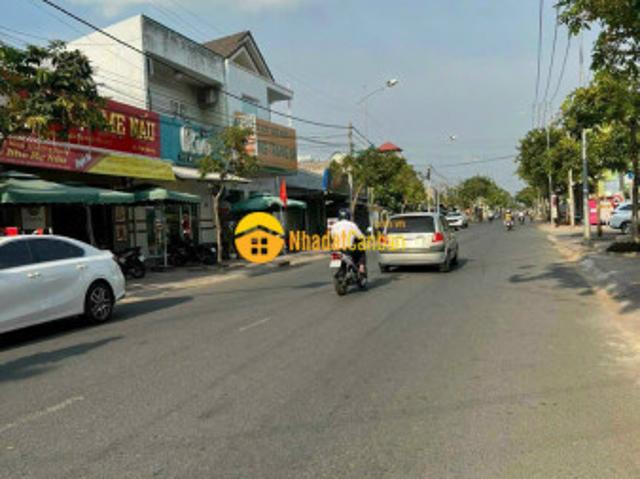 Mặt bằng bán