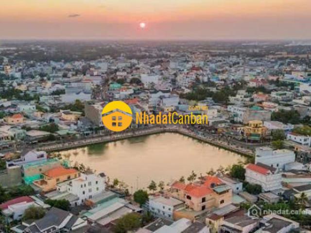 Mặt bằng bán