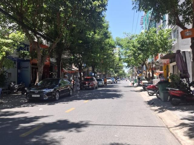 Nhà mặt phố bán