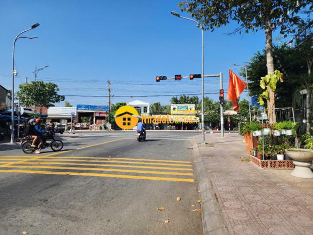 Mặt bằng bán