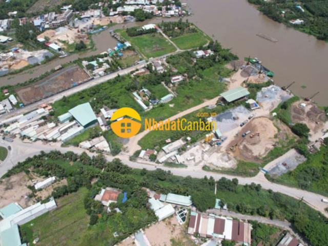 Mặt bằng bán