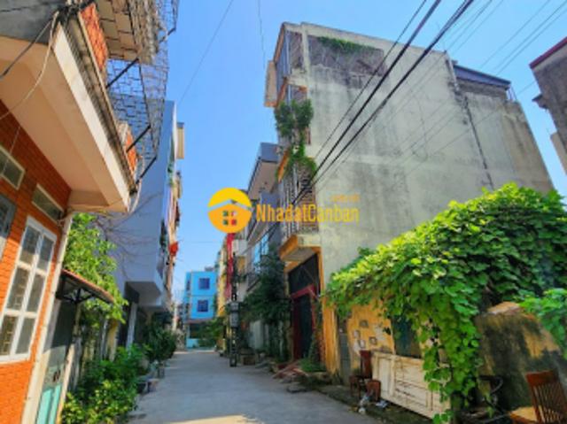 Mặt bằng bán