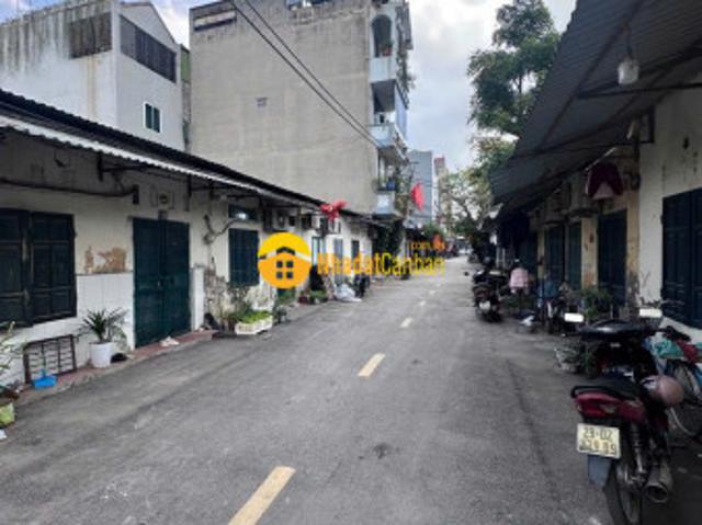 Mặt bằng bán