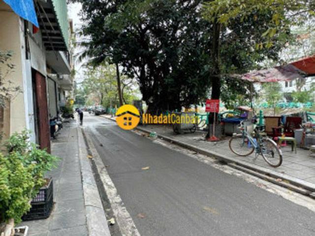 Nhà mặt phố bán
