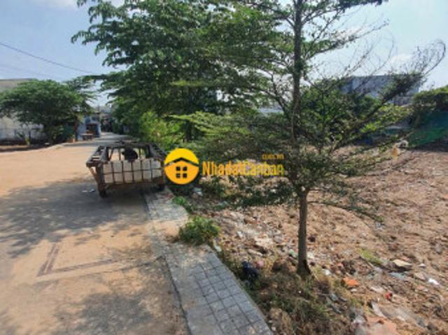 Mặt bằng bán