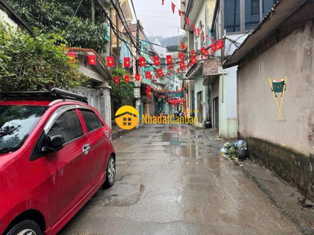 Mặt bằng bán
