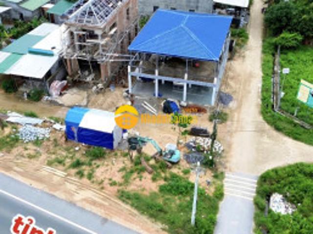 Mặt bằng bán