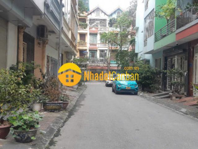 Nhà mặt phố bán