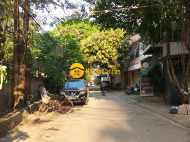 Nhà mặt phố bán