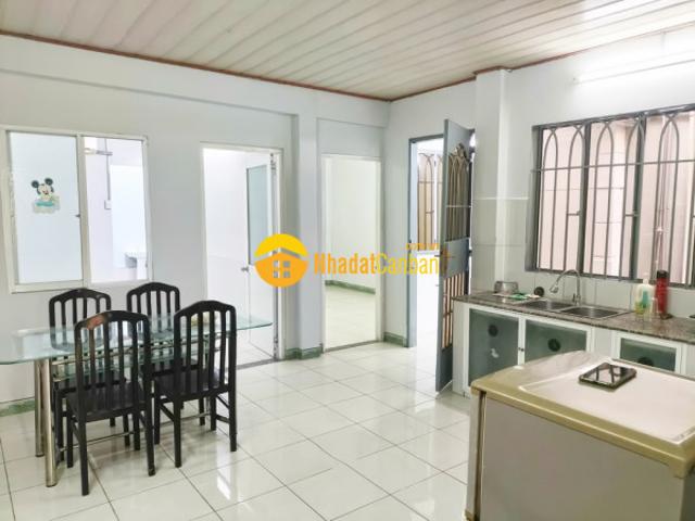 Nhà mặt phố bán