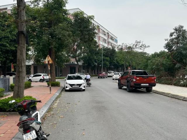 Nhà mặt phố bán tại Hoàn Kiếm, Hà Nội