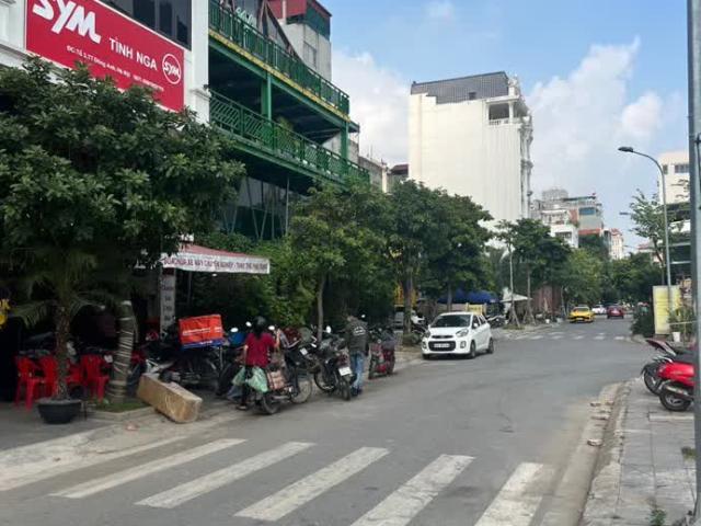 Nhà mặt phố bán tại Hoàn Kiếm, Hà Nội