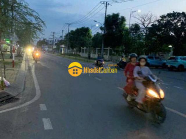 Mặt bằng bán