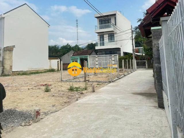 Mặt bằng bán
