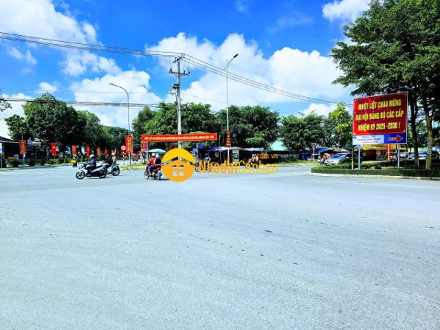 Mặt bằng bán