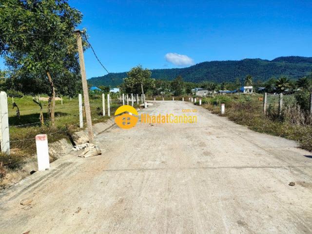 Mặt bằng bán