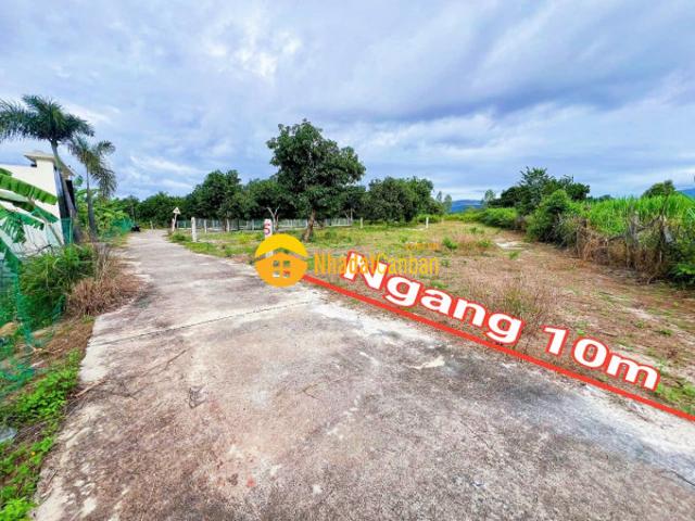 Mặt bằng bán