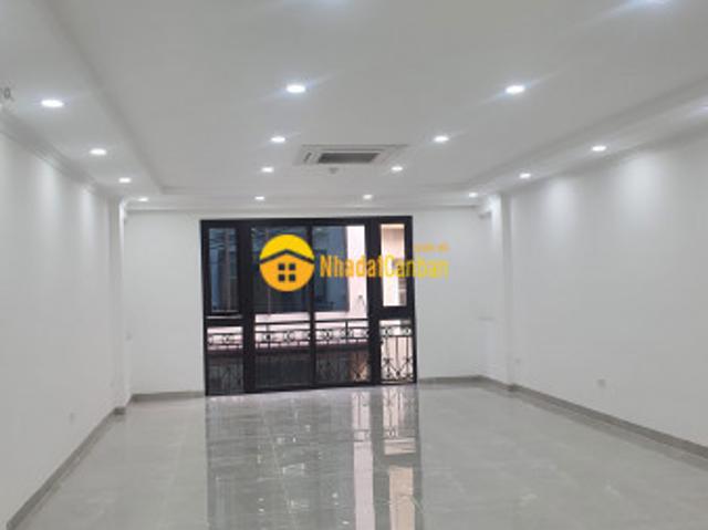 Nhà mặt phố bán