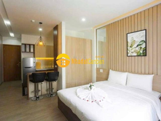 Nhà mặt phố bán