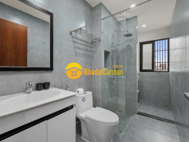 Nhà mặt phố bán