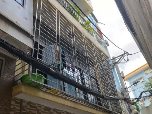 Nhà mặt phố bán tại Hoàn Kiếm, Hà Nội