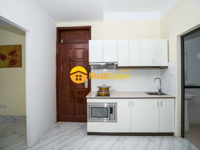 Nhà mặt phố bán