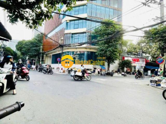 Nhà mặt phố bán