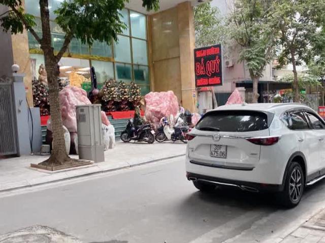 Nhà mặt phố bán tại Hoàn Kiếm, Hà Nội