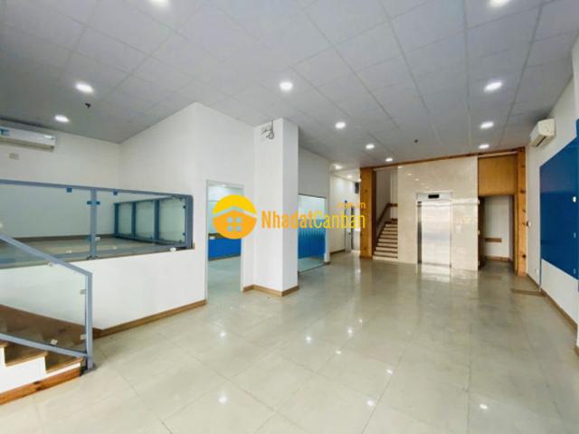 Nhà mặt phố bán
