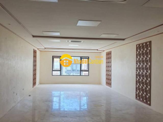 Nhà mặt phố bán