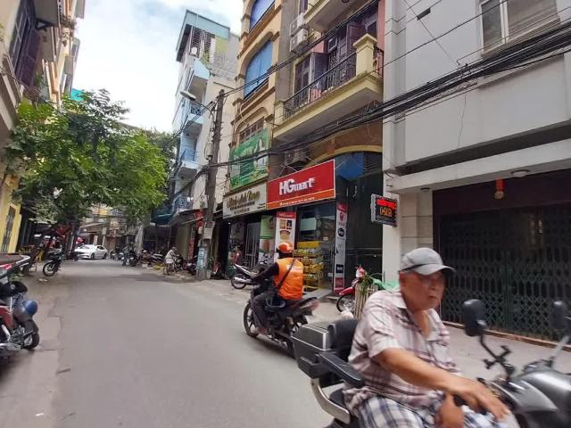 Nhà mặt phố bán tại Hoàn Kiếm, Hà Nội
