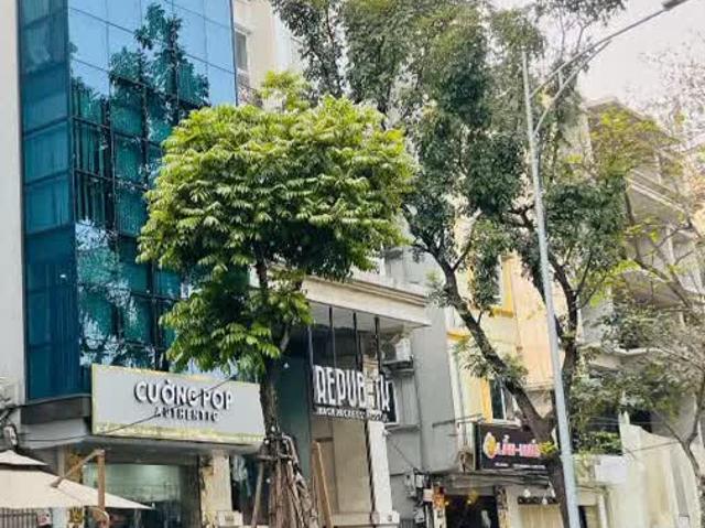 Nhà mặt phố bán tại Hoàn Kiếm, Hà Nội